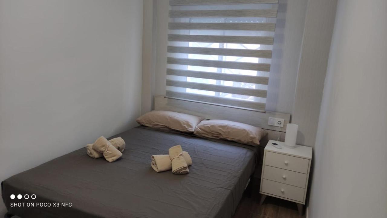 Malvarosa Beach Private Garden Apartment Valencia Bagian luar foto
